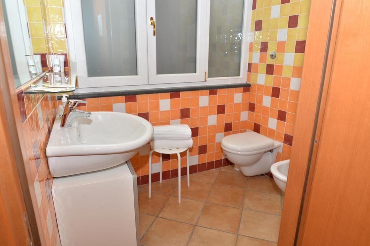 Casa Lungomare Bed & Breakfast Salerno Exterior photo